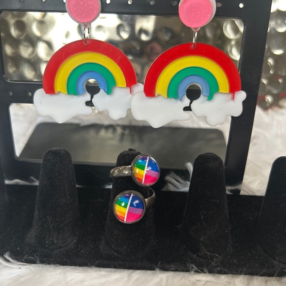 Rainbow earrings and ring set - Picture 1 of 3